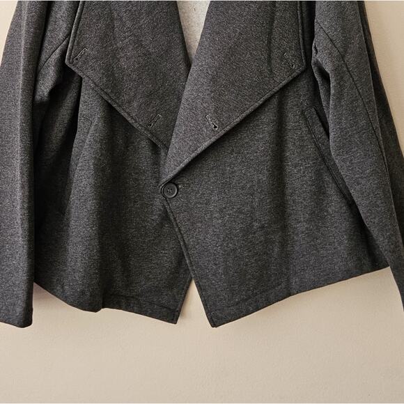 Torrid Size 3 Womens Jacket Fleece Drape Front Gray 3x 22-24 NWT - Picture 3 of 7